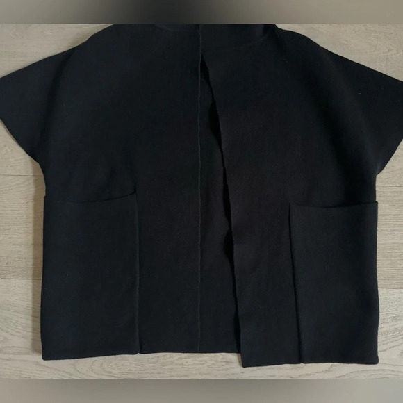 Joie black oversized cardigan with beautiful collar size medium - Picture 4 of 9